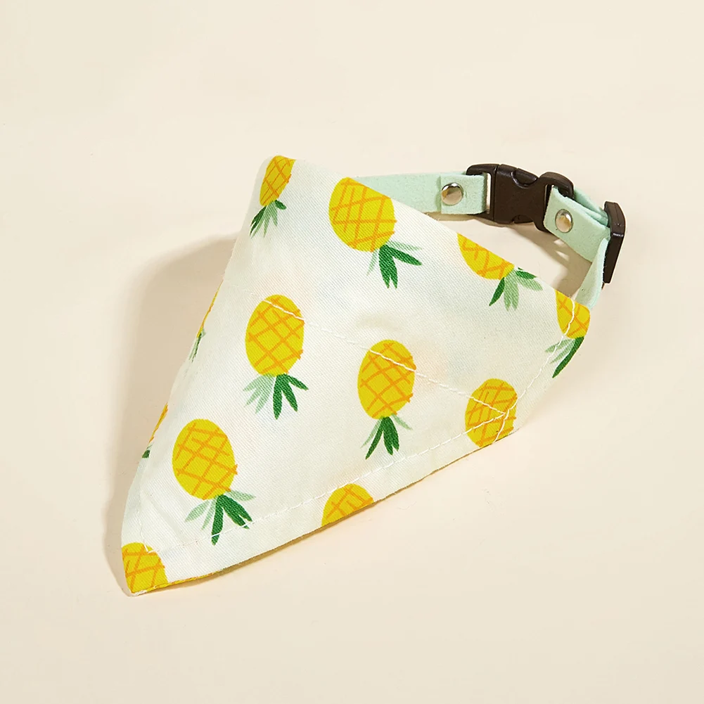 Треугольный шарф для домашних животных Регулируемая лента воротник слюнявчик полотенце шейный платок аксессуары моющийся удобный хлопков...
Треугольный шарф для домашних животных Регулируемая лента воротник слюнявчик полотенце шейный платок аксессуары моющийся удобный хлопков...