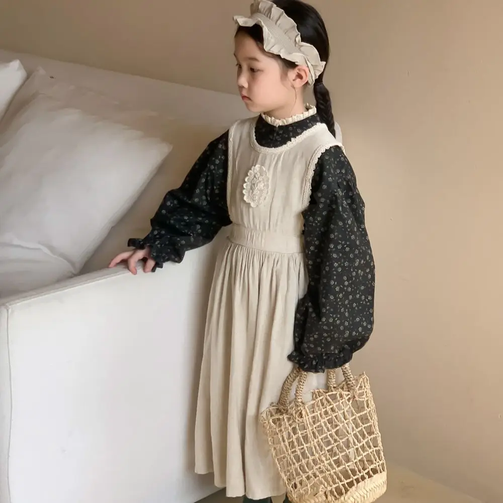 2023 Spring Autumn Children Girls Clothes Set Cotton Floral Lantern Sleeve Shirts Suit Patched Lace Sleeveless Dress Outfit
2023 Spring Autumn Children Girls Clothes Set Cotton Floral Lantern Sleeve Shirts Suit Patched Lace Sleeveless Dress Outfit