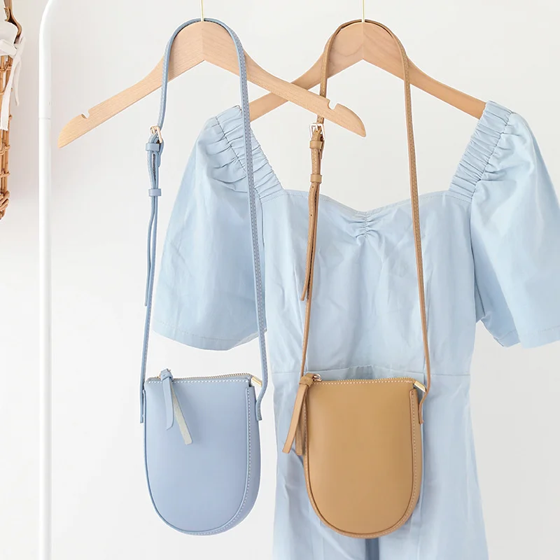 Women Handbags Small Soft PU Leather Shoulder bags Large Capacity Shoulder Bags Crossbody Bags Phone Purse Luxury Designer Bag
Women Handbags Small Soft PU Leather Shoulder bags Large Capacity Shoulder Bags Crossbody Bags Phone Purse Luxury Designer Bag