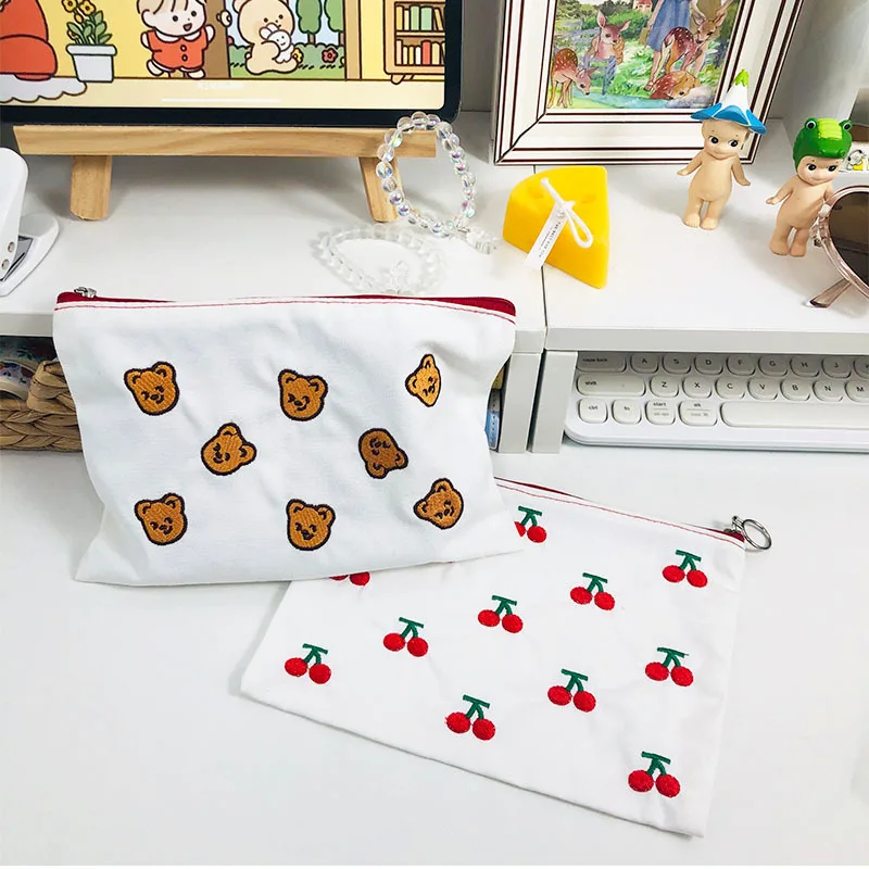 New in Canvas Cosmetic Bag Cute Bear Cherry Embroidery for Girls Travel Porable Lipstick Makeup Pencil Coin Purse Storage Bag
New in Canvas Cosmetic Bag Cute Bear Cherry Embroidery for Girls Travel Porable Lipstick Makeup Pencil Coin Purse Storage Bag