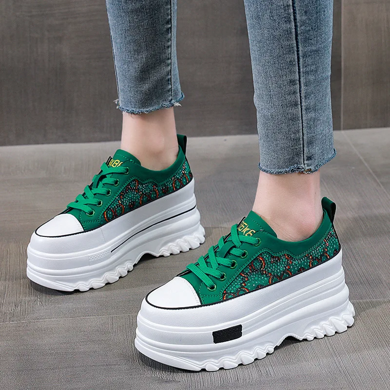 Spring And Summer New Thin Mesh Gauze Ins Fashion Thick Bottom Sponge Cake To Increase The Height Of Casual Old Shoes For Women
Spring And Summer New Thin Mesh Gauze Ins Fashion Thick Bottom Sponge Cake To Increase The Height Of Casual Old Shoes For Women