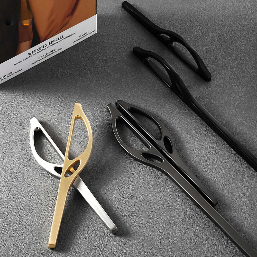 Personality Creative Copper Wire Drawing Exquisite Zinc Alloy Handle Nordic Style Cabinet Drawer Cabinet Wardrobe Door Handles
Personality Creative Copper Wire Drawing Exquisite Zinc Alloy Handle Nordic Style Cabinet Drawer Cabinet Wardrobe Door Handles