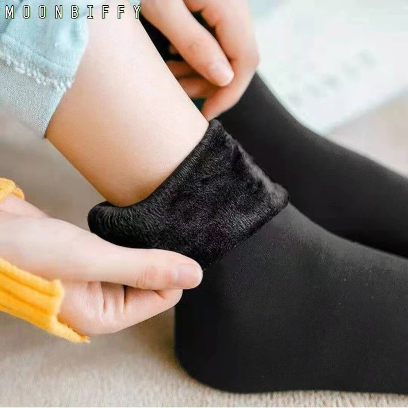 New Autumn and Winter Adult Plus Velvet Thickening Warm Mid-tube Plush Socks for Men and Women Home Floor Socks Snow Socks
New Autumn and Winter Adult Plus Velvet Thickening Warm Mid-tube Plush Socks for Men and Women Home Floor Socks Snow Socks