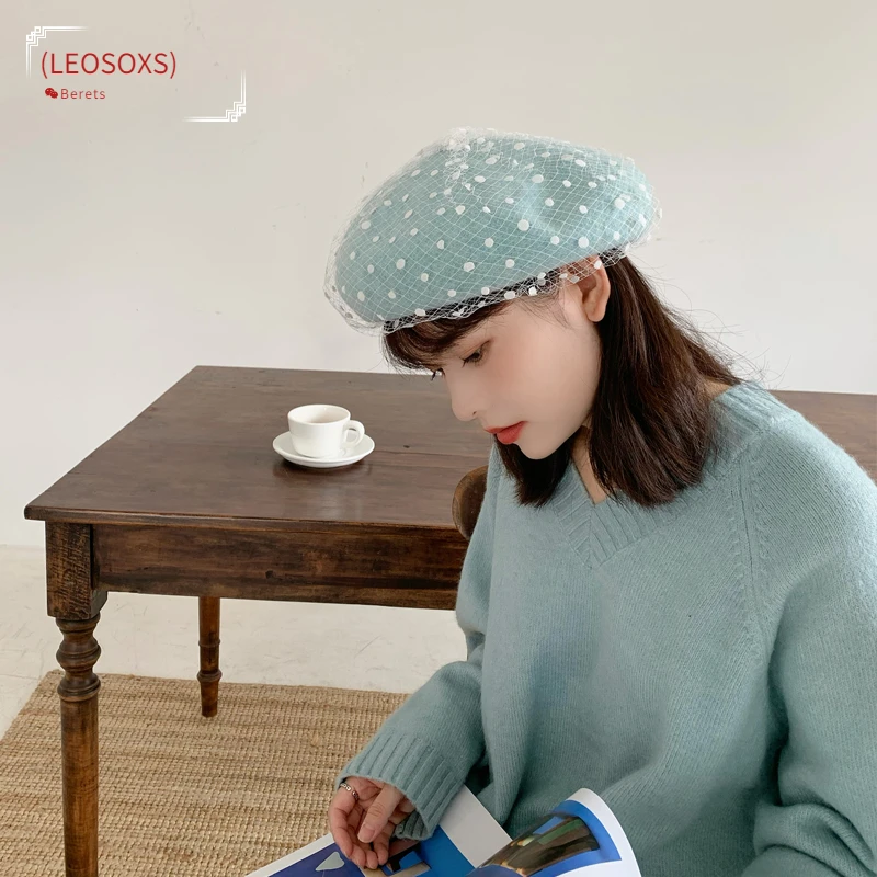2022 New Women Chic Beret Female French Vintage Elegant Beanie Hat Netting 100% Australia Wool Beret Beanies with Veil for Party
2022 New Women Chic Beret Female French Vintage Elegant Beanie Hat Netting 100% Australia Wool Beret Beanies with Veil for Party