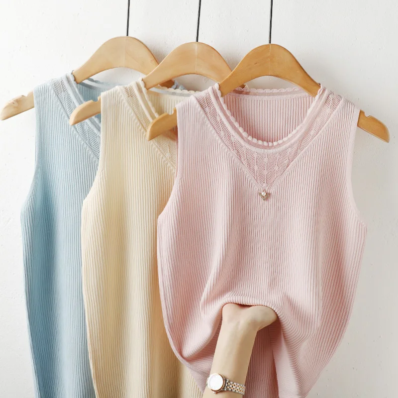 Lace Patchwork Knitted Women Camis Summer New Design V-Neck Sleeveless Slim Solid Office Lady Pulls Tops Tees
Lace Patchwork Knitted Women Camis Summer New Design V-Neck Sleeveless Slim Solid Office Lady Pulls Tops Tees