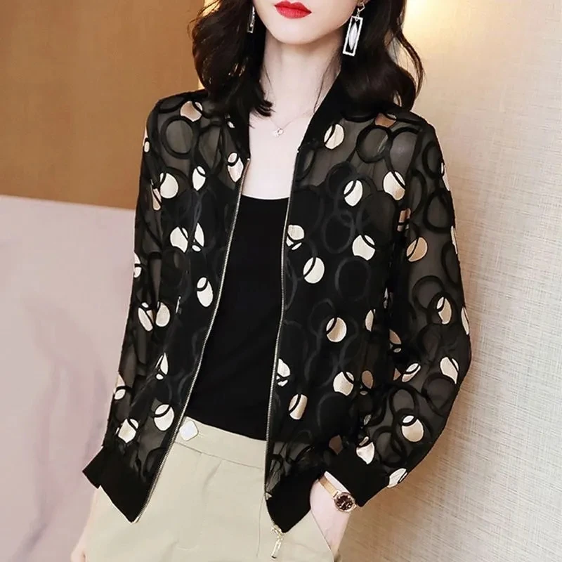 Chiffon Coat Women Take The New 2023 Summer Lightweight Long-sleeved Protection Clothing Zipper Cardigan Baseball Uniform Women
Chiffon Coat Women Take The New 2023 Summer Lightweight Long-sleeved Protection Clothing Zipper Cardigan Baseball Uniform Women