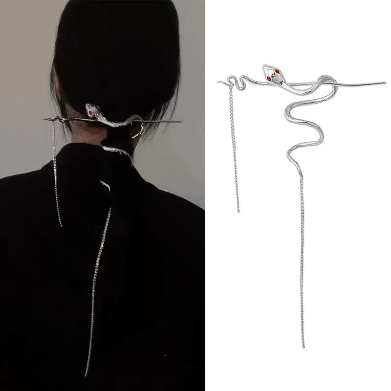Snake Hairpin Long Tassel Rhinestone Metal Punk Headwear Hair Stick Winding Twine Warp Hair Accessories For Women Jewelry Gift
Snake Hairpin Long Tassel Rhinestone Metal Punk Headwear Hair Stick Winding Twine Warp Hair Accessories For Women Jewelry Gift