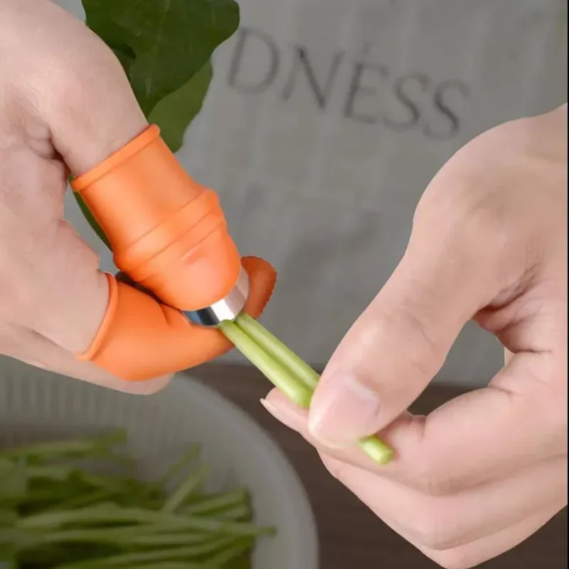 2023NEW Farm Vegetable Fruit Picker Silicone Thumb Knife Pepper Pickle Tip Nail Pick Grape for Garden Supplies Tool
2023NEW Farm Vegetable Fruit Picker Silicone Thumb Knife Pepper Pickle Tip Nail Pick Grape for Garden Supplies Tool