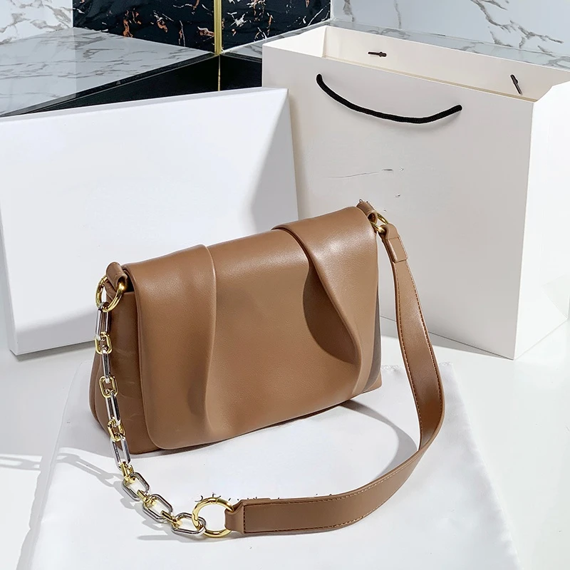 Luxury Women's Bags High Quality Pu Leather Crossbody Bag Women's Ruched Bag Solid Color Ladies Banquet Bags Cloud Shoulder Bag
Luxury Women's Bags High Quality Pu Leather Crossbody Bag Women's Ruched Bag Solid Color Ladies Banquet Bags Cloud Shoulder Bag