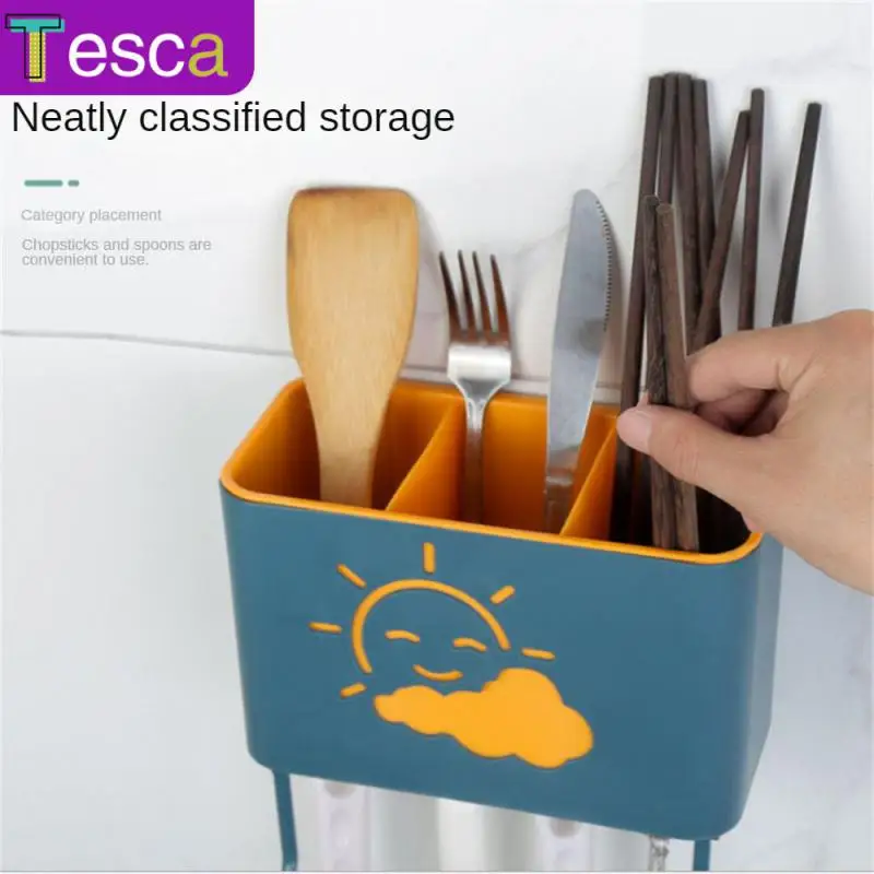 Kitchen Double-layer Drainage Chopsticks Cage 3-color Double-layer Removable Chopsticks Cage Bear Claw Chopstick Cage
Kitchen Double-layer Drainage Chopsticks Cage 3-color Double-layer Removable Chopsticks Cage Bear Claw Chopstick Cage