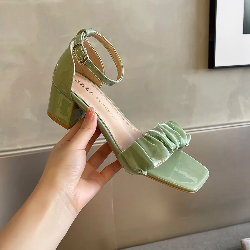 Low Sandals Woman Leather Low-heeled Fabric Slides Rome Silk Rubber Hoof Heels Low Sandals Woman Leather Low-heeled Silk Rome Fa
Low Sandals Woman Leather Low-heeled Fabric Slides Rome Silk Rubber Hoof Heels Low Sandals Woman Leather Low-heeled Silk Rome Fa