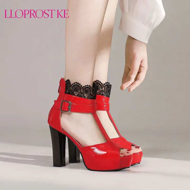 Lloprost ke Big Size Women Gladiator Platform Sandals High Chunky Heels Red Party Office Ladies Summer Ankle Strap Zipper Shoes
Lloprost ke Big Size Women Gladiator Platform Sandals High Chunky Heels Red Party Office Ladies Summer Ankle Strap Zipper Shoes