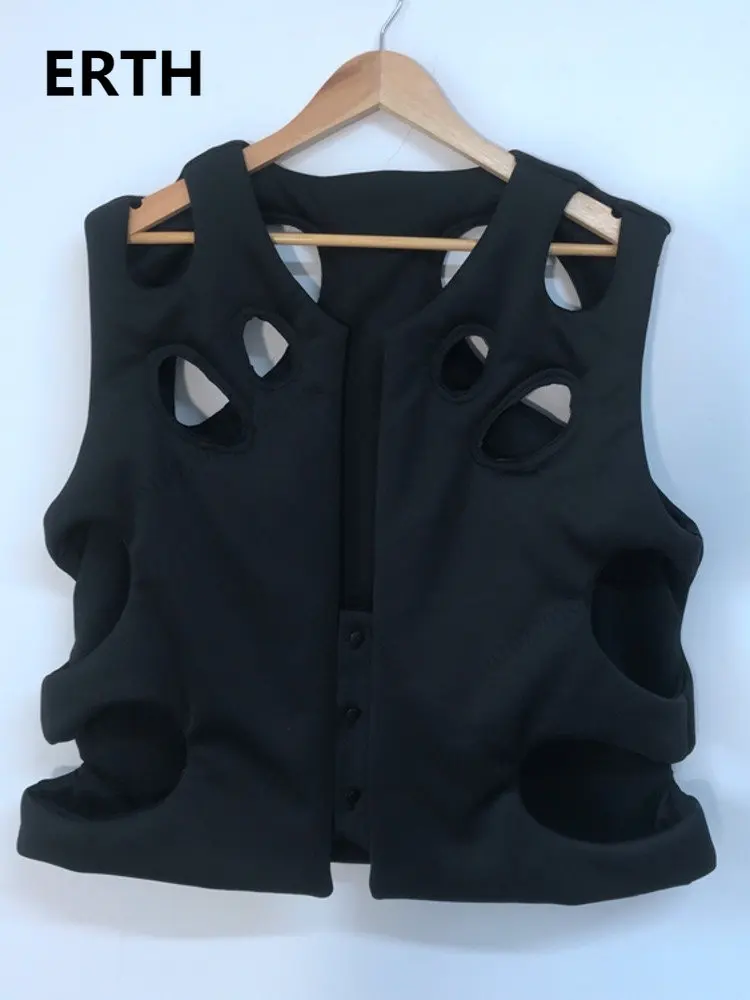 ERTH Darkwear Hollow Out Overlapping Street Fashion Brand Minority Designer Men's Vest 2023 Sleeveless Temperament
ERTH Darkwear Hollow Out Overlapping Street Fashion Brand Minority Designer Men's Vest 2023 Sleeveless Temperament
