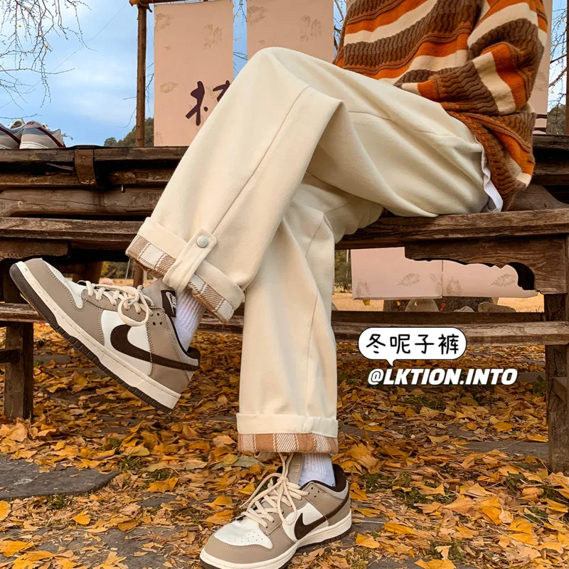 Winter Thick Woolen Pants Men Warm Fashion Beige Black Casual Straight Pants Men Korean Loose Thicken Plaid Pants Mens Trousers
Winter Thick Woolen Pants Men Warm Fashion Beige Black Casual Straight Pants Men Korean Loose Thicken Plaid Pants Mens Trousers