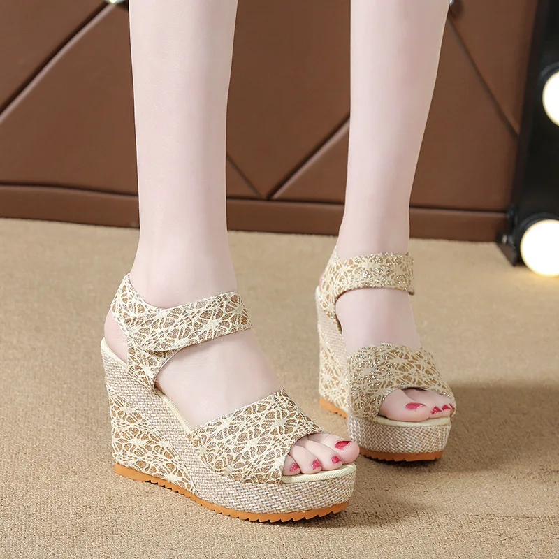 shoes for women New Summer flat sandals Fashion Lace Hollow Gladiator Wedges sandals Peep Toe Solid platform sandals women shoes
shoes for women New Summer flat sandals Fashion Lace Hollow Gladiator Wedges sandals Peep Toe Solid platform sandals women shoes