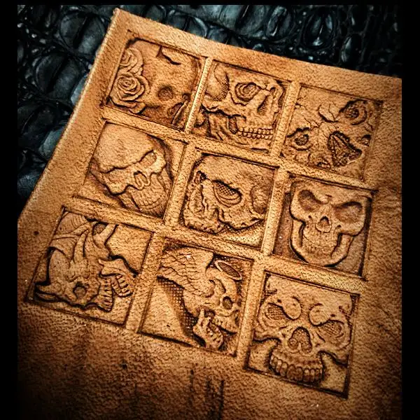 Skull series vegetable tanned leather hand-knocking mold hand-made leather embossing mold tool a variety of optional
Skull series vegetable tanned leather hand-knocking mold hand-made leather embossing mold tool a variety of optional