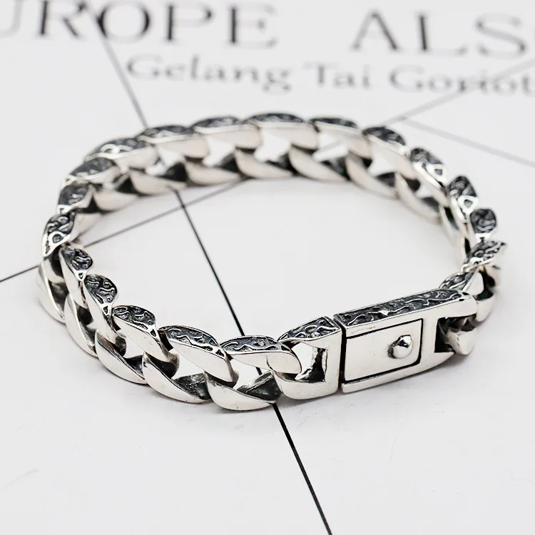 S925 pure silver celebrity Thai silver individuality tide ancient men's fashion generous bracelet with silver bracelet jewelry
S925 pure silver celebrity Thai silver individuality tide ancient men's fashion generous bracelet with silver bracelet jewelry