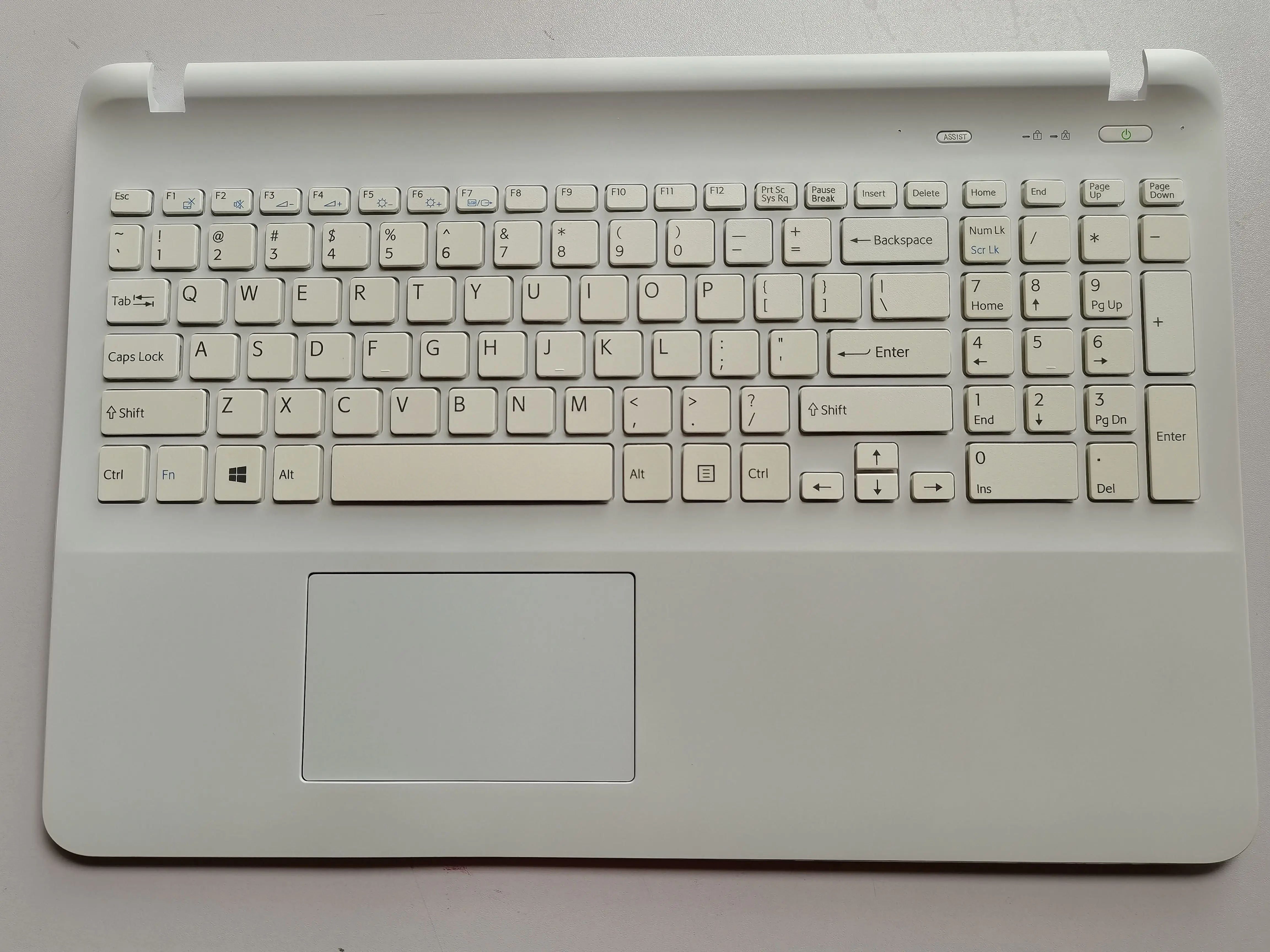 Новая английская клавиатура для ноутбука Sony SVF153A1QT SVF153A1ST SVF152A29M SVF152C1JN, подставка для рук, белая, без подсветки, подходит для модели 15,6 дюйма
Новая английская клавиатура для ноутбука Sony SVF153A1QT SVF153A1ST SVF152A29M SVF152C1JN, подставка для рук, белая, без подсветки, подходит для модели 15,6 дюйма