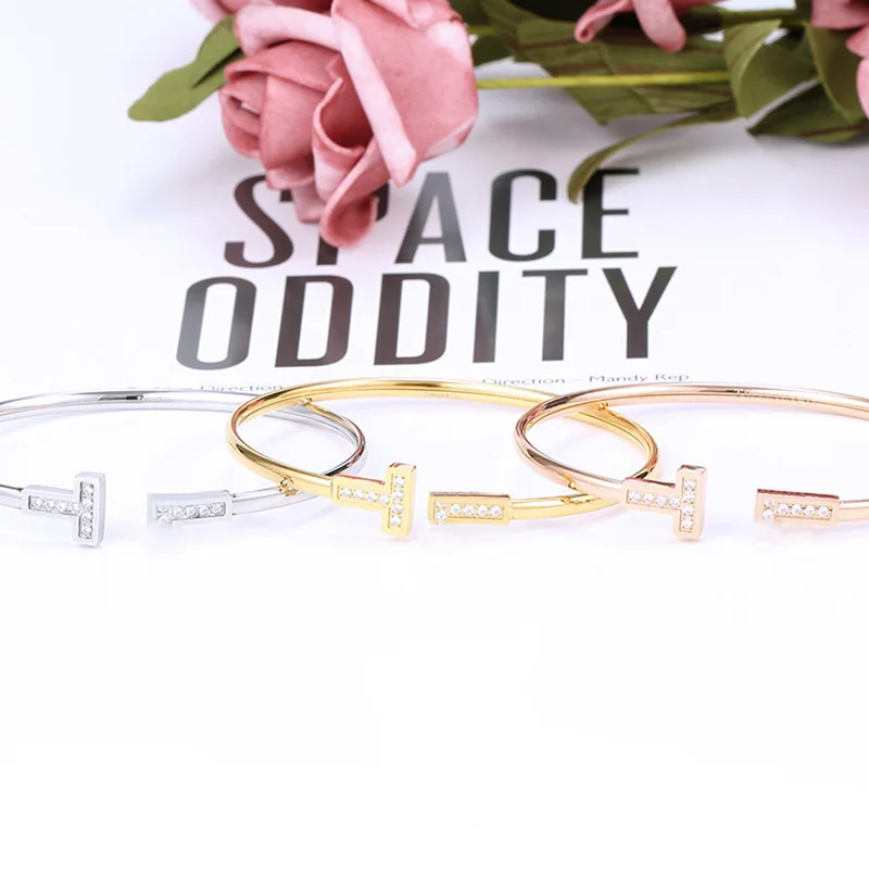 T Titanium Steel Bracelet Women's Popular Bracelets Stainless Steel Rose Gold Bangles Luxury Brand Gift
T Titanium Steel Bracelet Women's Popular Bracelets Stainless Steel Rose Gold Bangles Luxury Brand Gift