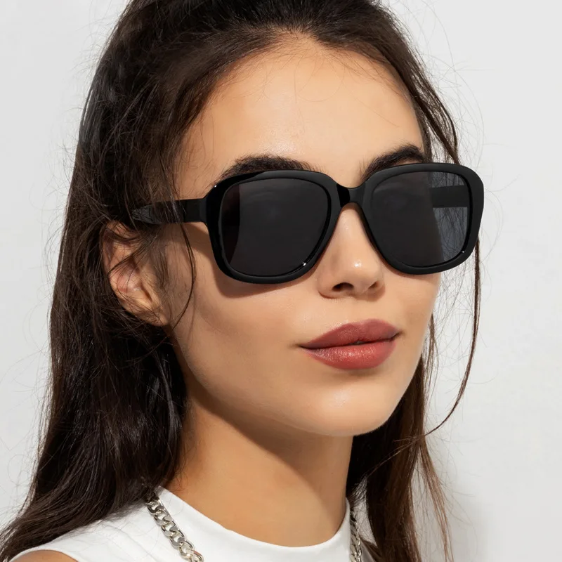 Fashion Square Large Frame Sunglasses Vintage Polarized Brand Design Anti-ultraviolet UV400 Casual Eyeglasses for Adult,Women
Fashion Square Large Frame Sunglasses Vintage Polarized Brand Design Anti-ultraviolet UV400 Casual Eyeglasses for Adult,Women