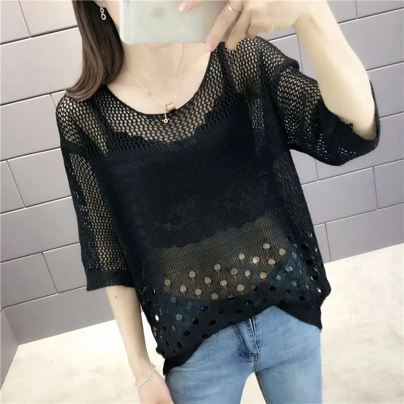 Stylish Solid Color All-match Hollow Out T-Shirt Female Clothing 2023 Summer New Oversized Casual Pullovers Commute Tee Shirt
Stylish Solid Color All-match Hollow Out T-Shirt Female Clothing 2023 Summer New Oversized Casual Pullovers Commute Tee Shirt
