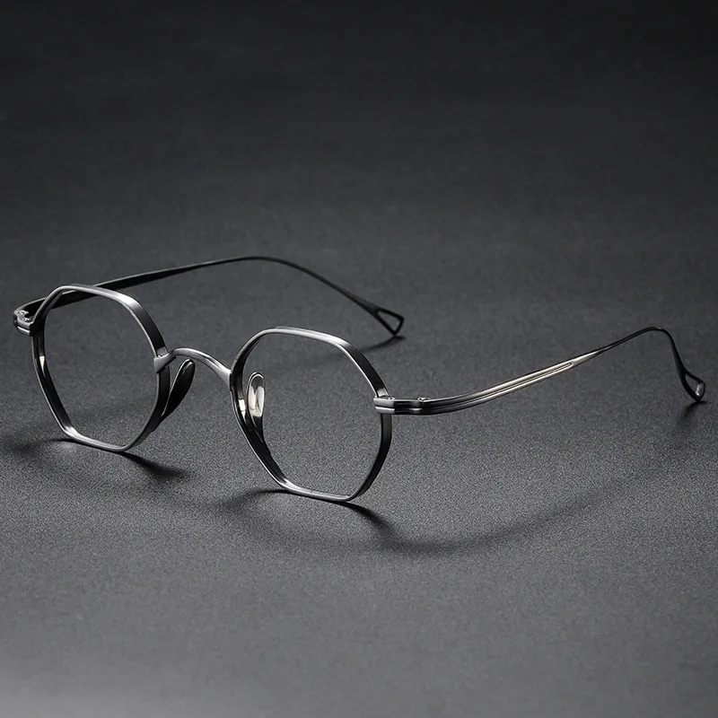 Ultra-light Pure Titanium Myopia Glasses Frame Retro Polygon Frame Million Years Tortoise Frame Height Number Myopia Glasses
Ultra-light Pure Titanium Myopia Glasses Frame Retro Polygon Frame Million Years Tortoise Frame Height Number Myopia Glasses