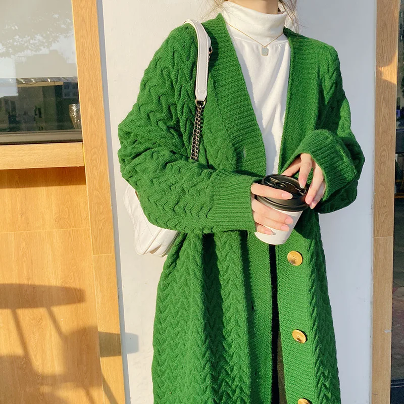 Vintage Green Twist Knitted Long Cardigan Women Autumn Winter Loose Korean Style Casual V-neck Black Oversize Sweater Coat 2022
Vintage Green Twist Knitted Long Cardigan Women Autumn Winter Loose Korean Style Casual V-neck Black Oversize Sweater Coat 2022