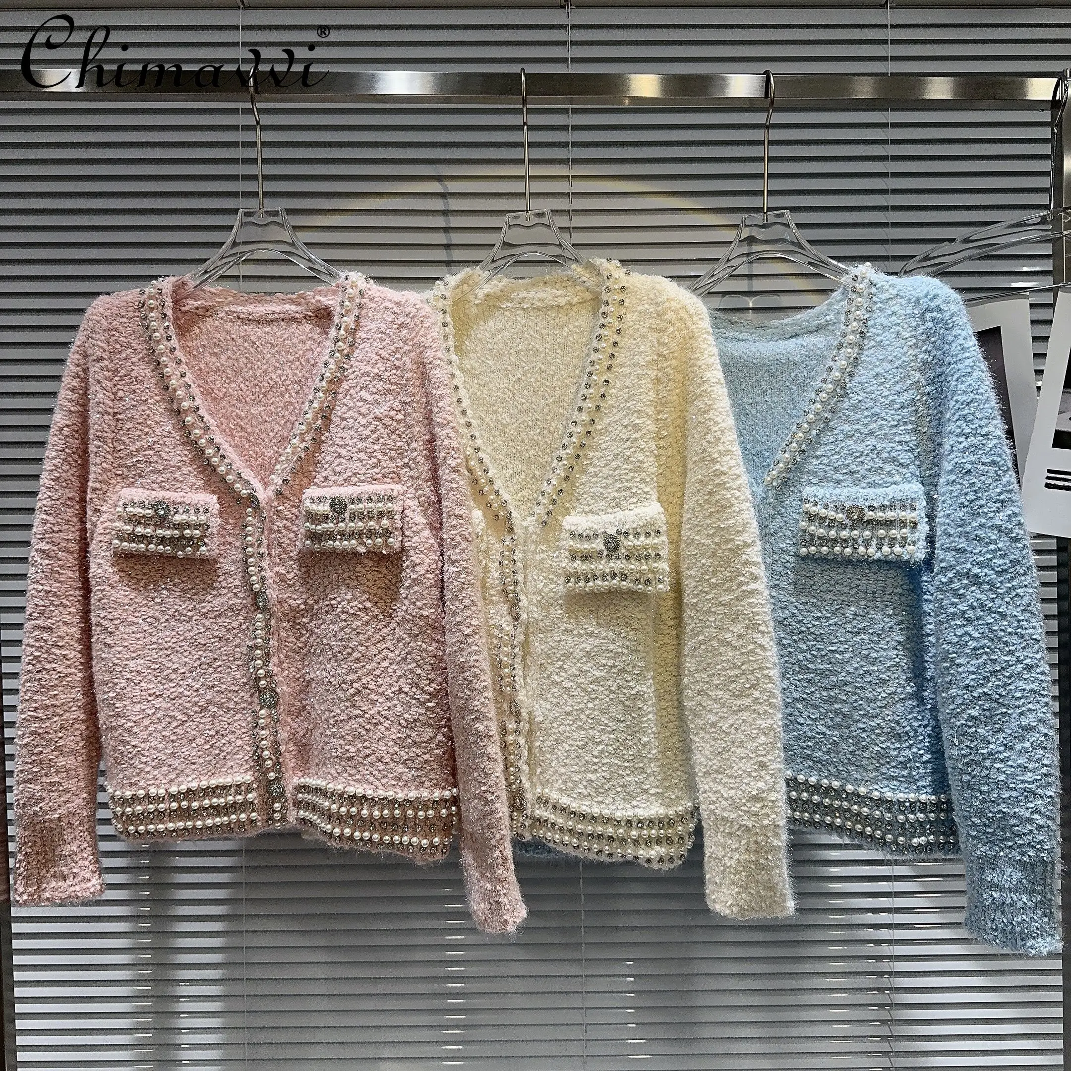 Sweet Sweater Coat Autumn New Fashion Heavy Industry Rhinestone Buckle Pearl Knitted Cardigan Elegant Long Sleeve Sweaters
Sweet Sweater Coat Autumn New Fashion Heavy Industry Rhinestone Buckle Pearl Knitted Cardigan Elegant Long Sleeve Sweaters