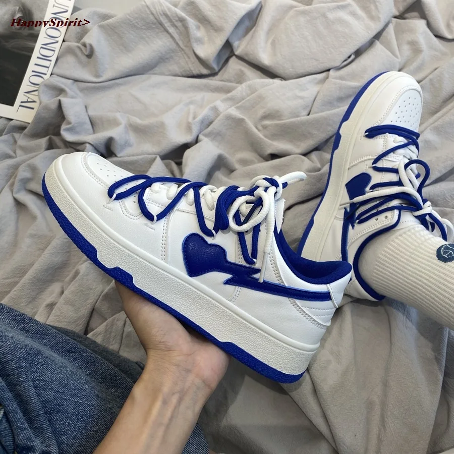 New board shoes men's autumn leisure and comfortable sports small white shoes low top sky blue shoes vulcanized shoes
New board shoes men's autumn leisure and comfortable sports small white shoes low top sky blue shoes vulcanized shoes