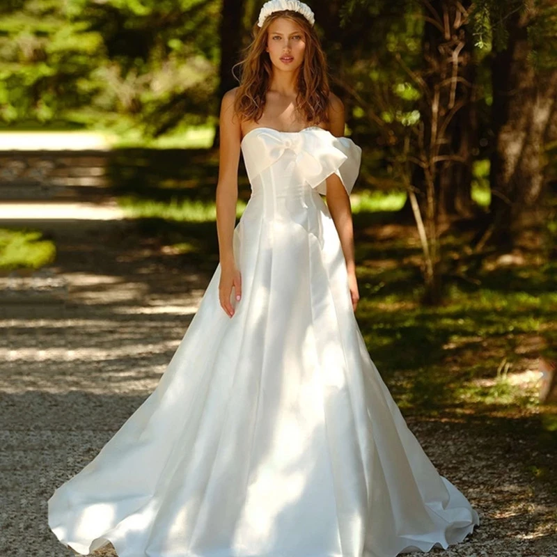 Simple Satin One Shoulder Wedding Dress A Line Strapless Sweep Train 2022 Elegant Bridal Gowns Customize Lace-up Bride Dresses
Simple Satin One Shoulder Wedding Dress A Line Strapless Sweep Train 2022 Elegant Bridal Gowns Customize Lace-up Bride Dresses