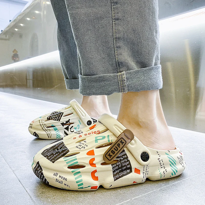New Slippers Men Non-slip Flip Flops Home Casual Flat Breathable Beach Outdoor Sandals Indoor Household Antiskid slippers
New Slippers Men Non-slip Flip Flops Home Casual Flat Breathable Beach Outdoor Sandals Indoor Household Antiskid slippers