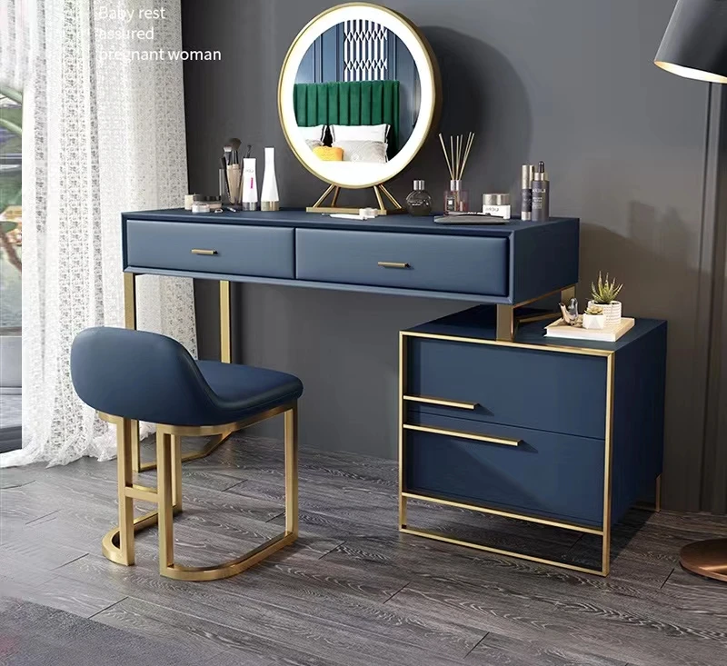 Louis Fashion Light Luxury Network Red Dressing Table Nordic Small Family Receiving Makeup Table Simple Modern Bedroom Solid
Louis Fashion Light Luxury Network Red Dressing Table Nordic Small Family Receiving Makeup Table Simple Modern Bedroom Solid