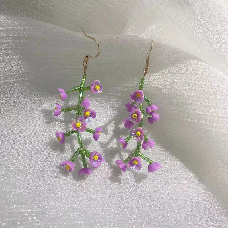 Beaded Ear Hooks Retro Earrings Design Girl Holiday Travel Temperament Earrings for Women
Beaded Ear Hooks Retro Earrings Design Girl Holiday Travel Temperament Earrings for Women