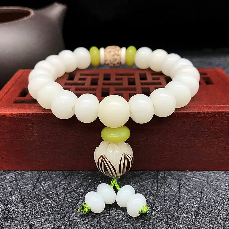 Original Design Natural White Bodhi Root Beads Bracelet Lotus Lotus Mala Healing Prayer Bracelet for Women Jewelry Gift
Original Design Natural White Bodhi Root Beads Bracelet Lotus Lotus Mala Healing Prayer Bracelet for Women Jewelry Gift