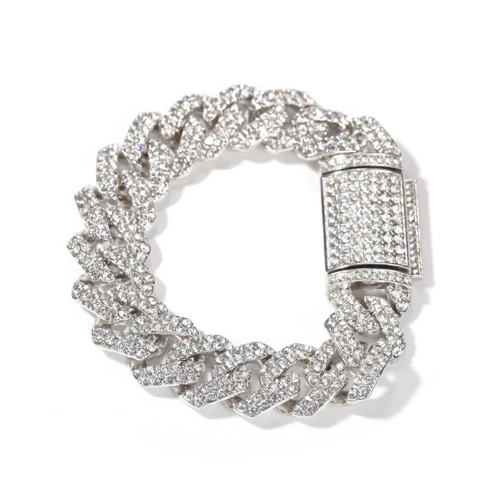 Hip-hop style simple Cuban bracelet European and American men's trend punk street rough fashion jewelry
Hip-hop style simple Cuban bracelet European and American men's trend punk street rough fashion jewelry