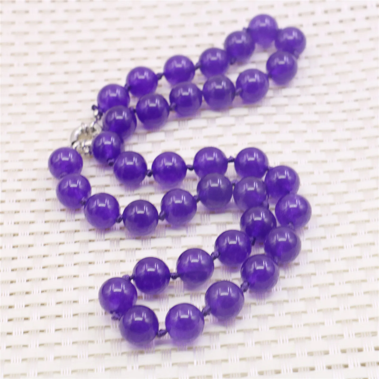 10mm Round Purple Amethysts Jades Chalcedony Necklace Natural Stone Hand Made DIY Women Neckwear Fashion Jewelry Making Design
10mm Round Purple Amethysts Jades Chalcedony Necklace Natural Stone Hand Made DIY Women Neckwear Fashion Jewelry Making Design