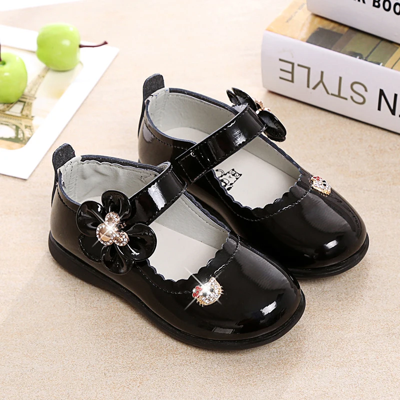 Kids Fashion Leather Shoes For Girl Spring Bowknot Soft Sole Chic Red Black Princess Shoes Classic Performance Girls Party Shoes
Kids Fashion Leather Shoes For Girl Spring Bowknot Soft Sole Chic Red Black Princess Shoes Classic Performance Girls Party Shoes