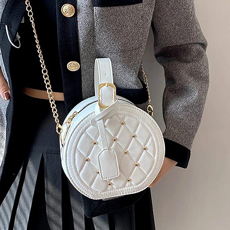 Брендовая роскошная круглая сумочка для женщин, мессенджеры через плечо с заклепками, женская сумка на плечо из искусственной кожи, Дамский кошелек с ручкой сверху
Брендовая роскошная круглая сумочка для женщин, мессенджеры через плечо с заклепками, женская сумка на плечо из искусственной кожи, Дамский кошелек с ручкой сверху