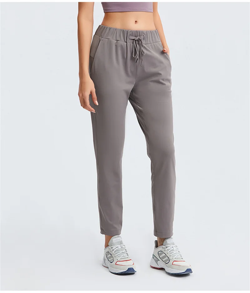 Women Workout Running Leggings 4 Way Stretch Fabric Top Quality Yoga Pants with Side Pockets Outdoor Sports Tights
Women Workout Running Leggings 4 Way Stretch Fabric Top Quality Yoga Pants with Side Pockets Outdoor Sports Tights