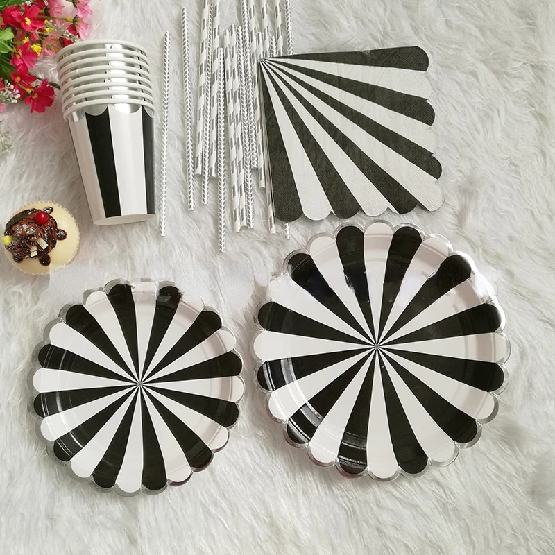 JOYMEMO Black White Striped Round Plate Paper Cup Tissue Set Disposable Tableware Afternoon Tea Cake Hotel Coffee Shop Supplies
JOYMEMO Black White Striped Round Plate Paper Cup Tissue Set Disposable Tableware Afternoon Tea Cake Hotel Coffee Shop Supplies