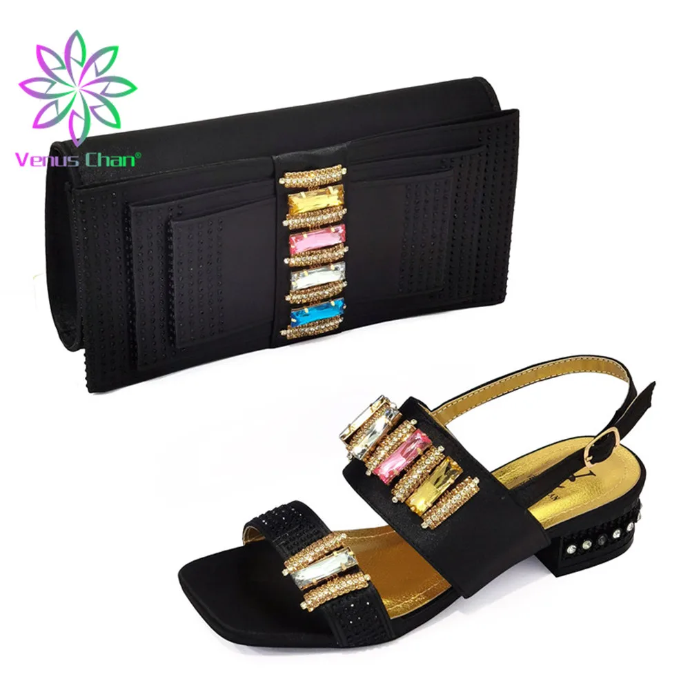 Black Color Italian Shoes and Bag Set Decorated with Rhinetsone African Women Wedding Shoes and Bag Set Italian Shoes and Bag
Black Color Italian Shoes and Bag Set Decorated with Rhinetsone African Women Wedding Shoes and Bag Set Italian Shoes and Bag