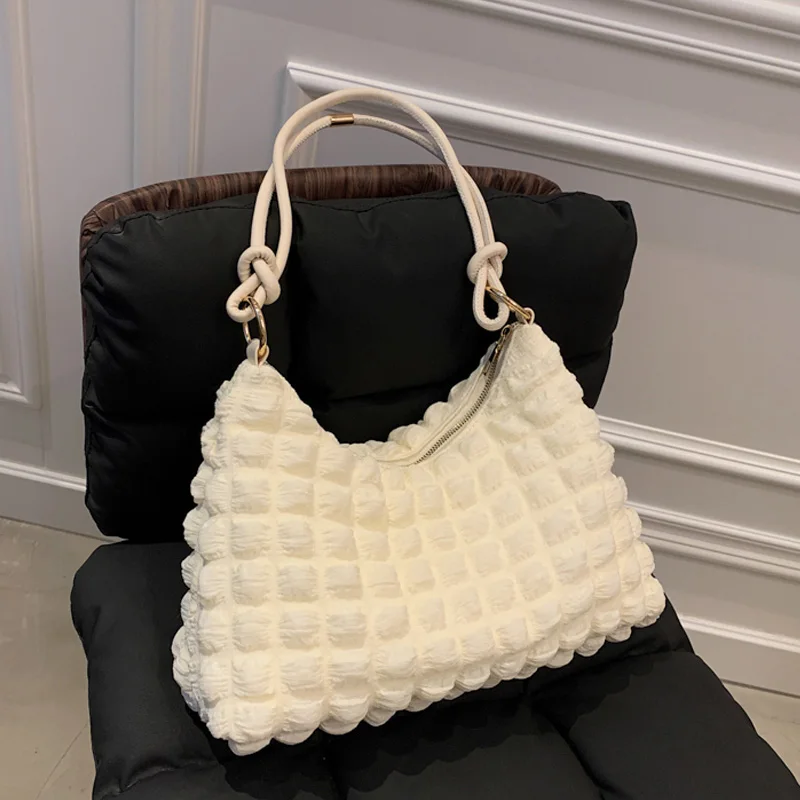 Autumn Winter Leisure Female Bags Pleated Solid Color Shoulder Bag Woman Fashion Design Handbag High-quality Nylon Underarm Bags
Autumn Winter Leisure Female Bags Pleated Solid Color Shoulder Bag Woman Fashion Design Handbag High-quality Nylon Underarm Bags