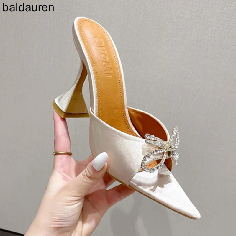 Baldauren New Bow Rhinestone Peep Toe High Heels Wine Heel Women Pemps Heel Silk Satin Slippers Luxury Shoes Women Slippers 
Baldauren New Bow Rhinestone Peep Toe High Heels Wine Heel Women Pemps Heel Silk Satin Slippers Luxury Shoes Women Slippers
