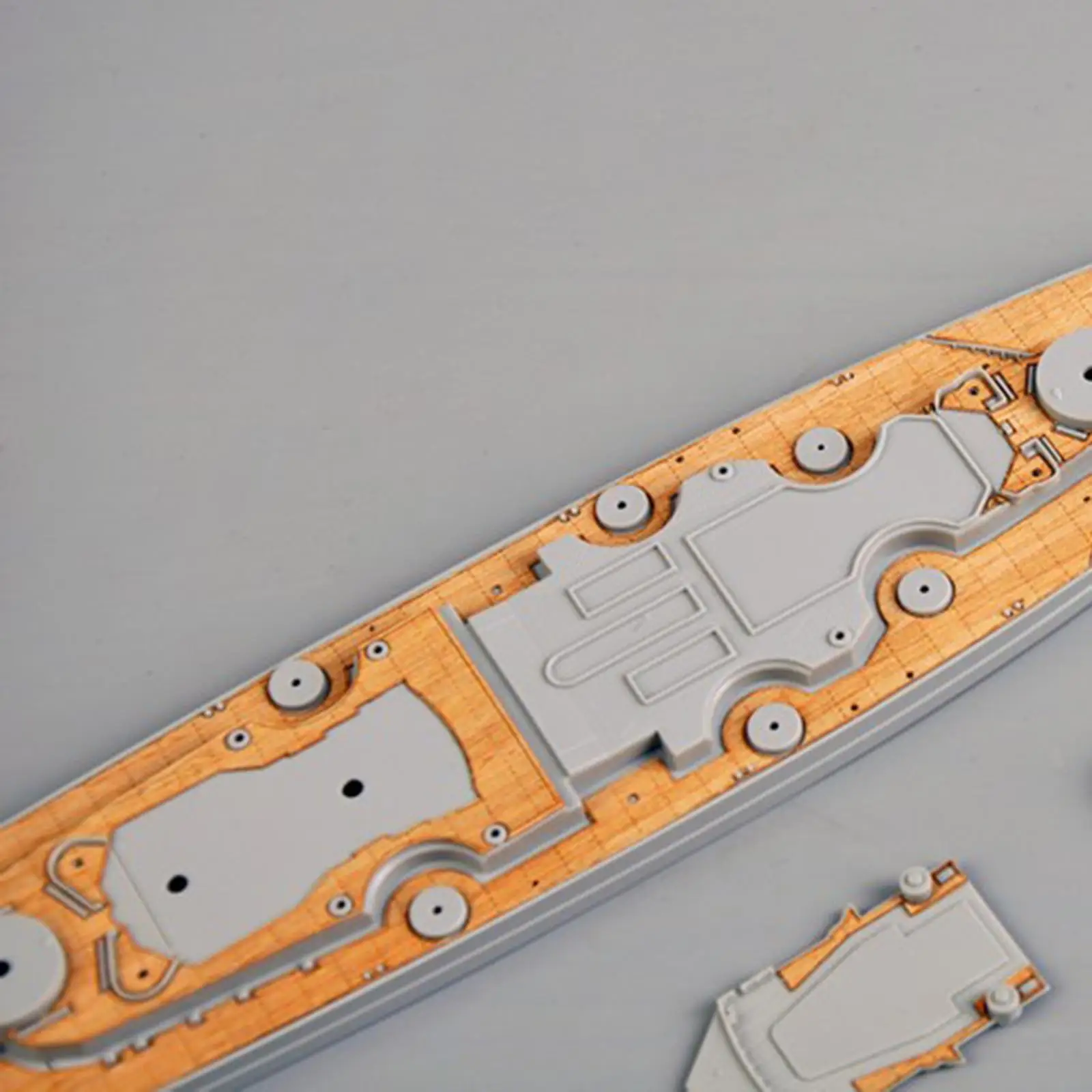 Деревянная палуба с якорной цепью, масштаб 1:700, боевой корабль, самосборка за 05711 год, модель корабля, демонстрация, подарок для мальчиков, проект «сделай сам»
Деревянная палуба с якорной цепью, масштаб 1:700, боевой корабль, самосборка за 05711 год, модель корабля, демонстрация, подарок для мальчиков, проект «сделай сам»