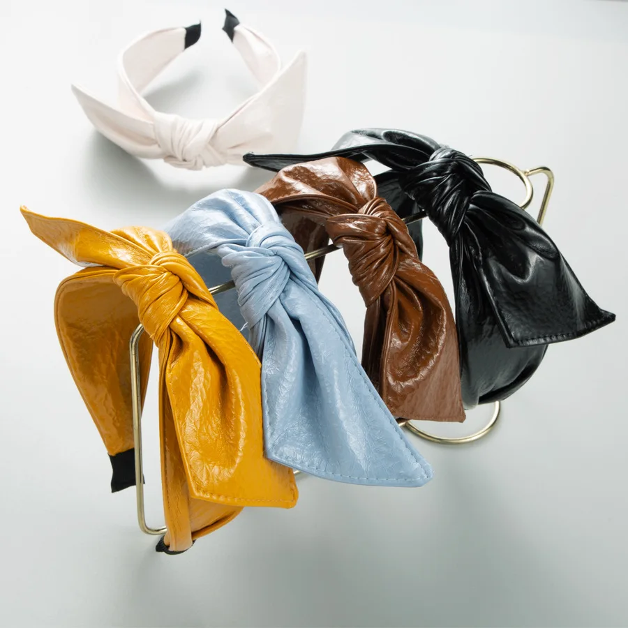 High-grade Imitation Leather Big Bow Headband Fashion Hair Accessories For Women Trend Casual PU Leather Hair Band Girl
High-grade Imitation Leather Big Bow Headband Fashion Hair Accessories For Women Trend Casual PU Leather Hair Band Girl