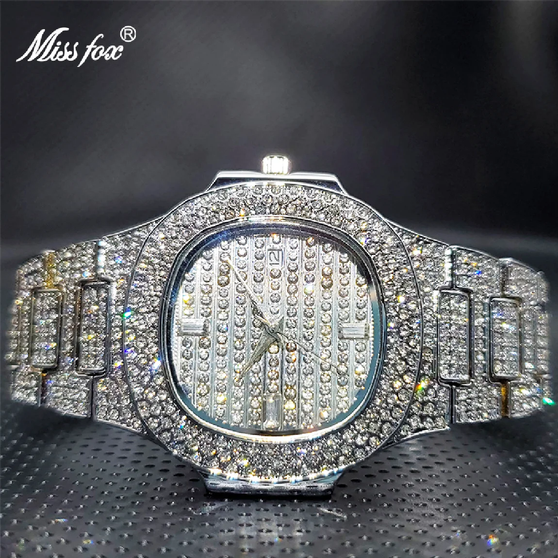 Luxury Men's Quartz Watches MISSFOX Geneva Casual Fashion Designer Ice Diamond Watch 30M Waterproof Quality Rel��gio Masculin
Luxury Men's Quartz Watches MISSFOX Geneva Casual Fashion Designer Ice Diamond Watch 30M Waterproof Quality Rel��gio Masculin