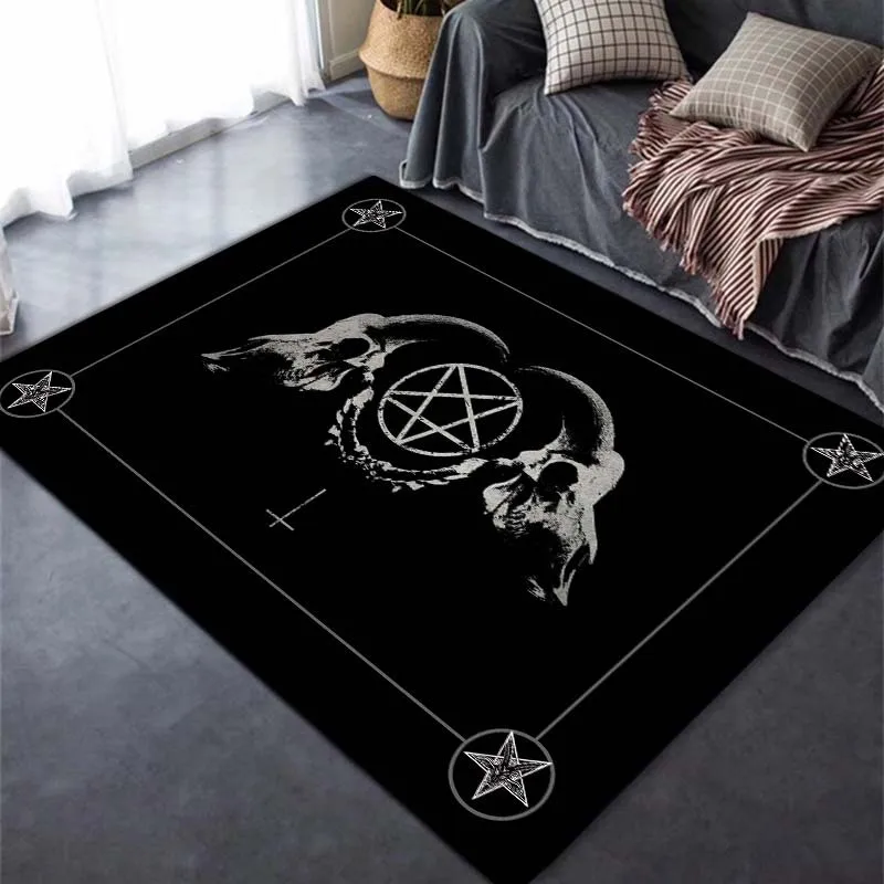 Темный готический ковёр с принтом пентаграммы
Темный готический ковёр с принтом пентаграммы