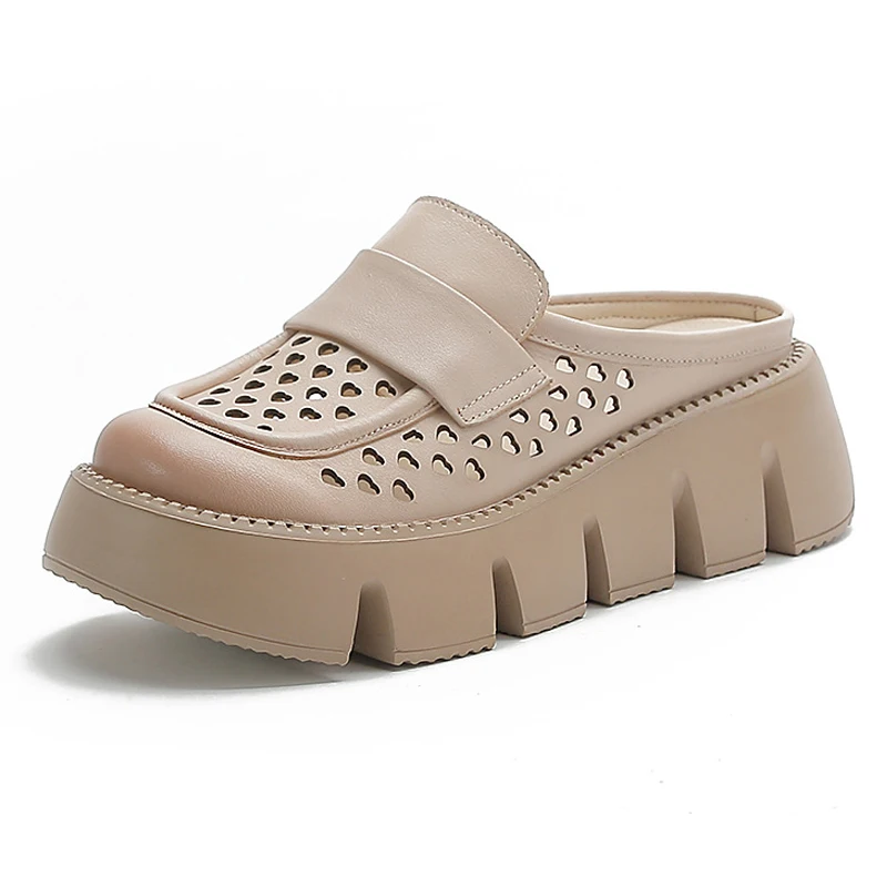 Slippers Women Outdoor Fashion Hollow Out Slip On Sandals Summer 2022 New Leather Shoes For Women Closed Toe Platform Sandals
Slippers Women Outdoor Fashion Hollow Out Slip On Sandals Summer 2022 New Leather Shoes For Women Closed Toe Platform Sandals