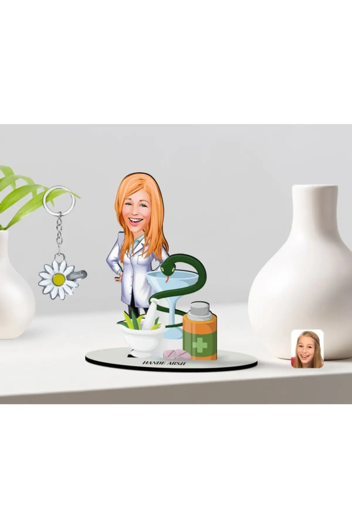 Personalized Female Dentist Cartoon 3d Wooden trinkets And Name Silver Daisy key-1
Personalized Female Dentist Cartoon 3d Wooden trinkets And Name Silver Daisy key-1