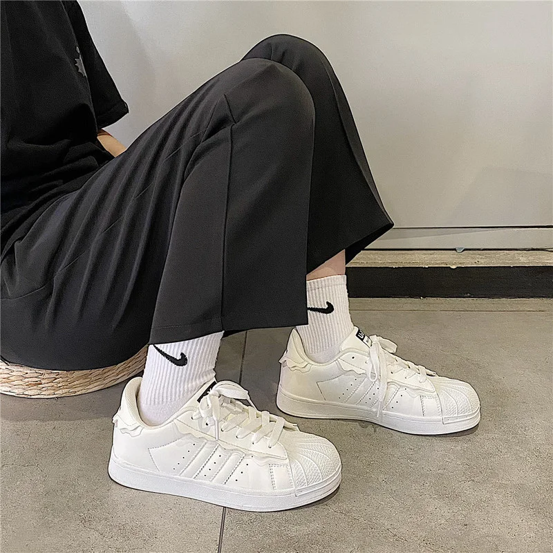 2022 New Women Shoes Fashion Sneakers High Quality Classics Training Shoes Woman Casual Loafers Korean Style Student Skateboard
2022 New Women Shoes Fashion Sneakers High Quality Classics Training Shoes Woman Casual Loafers Korean Style Student Skateboard